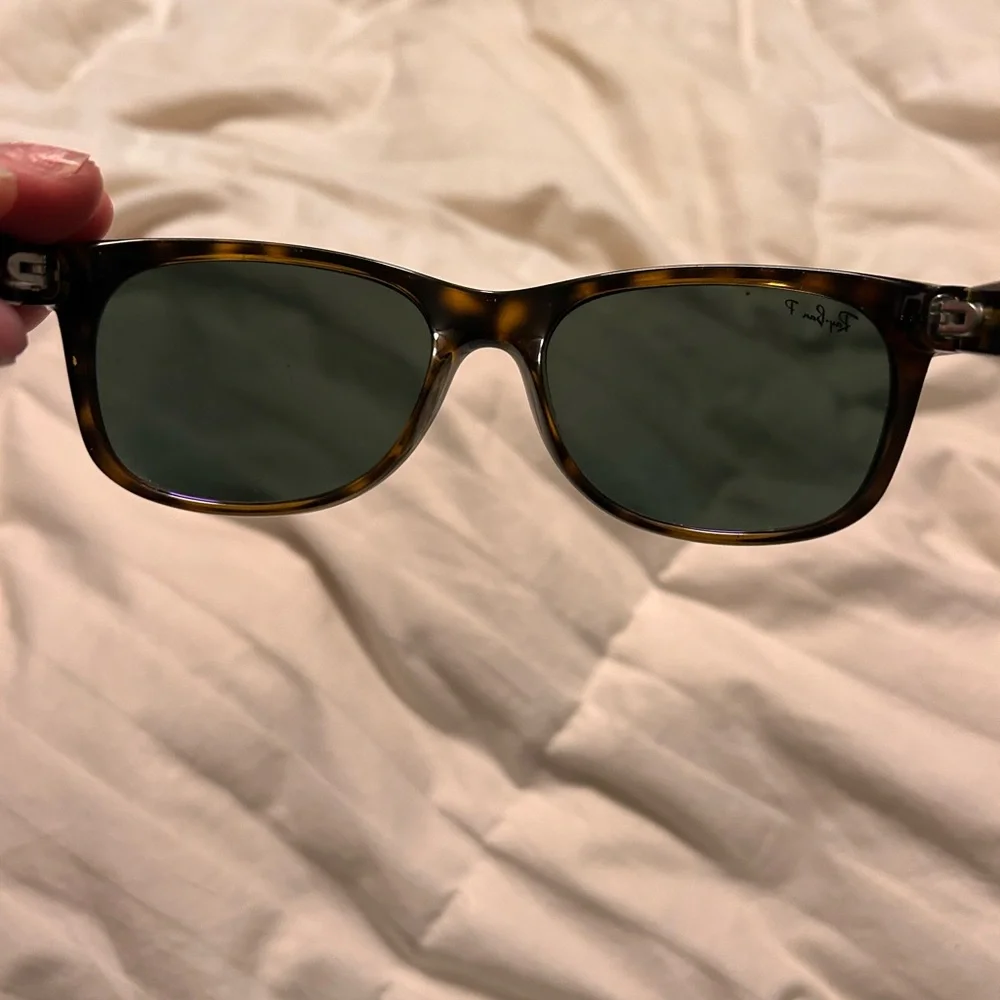 Ray-Ban Tortoise Shell sunglasses - Picture 14 of 14